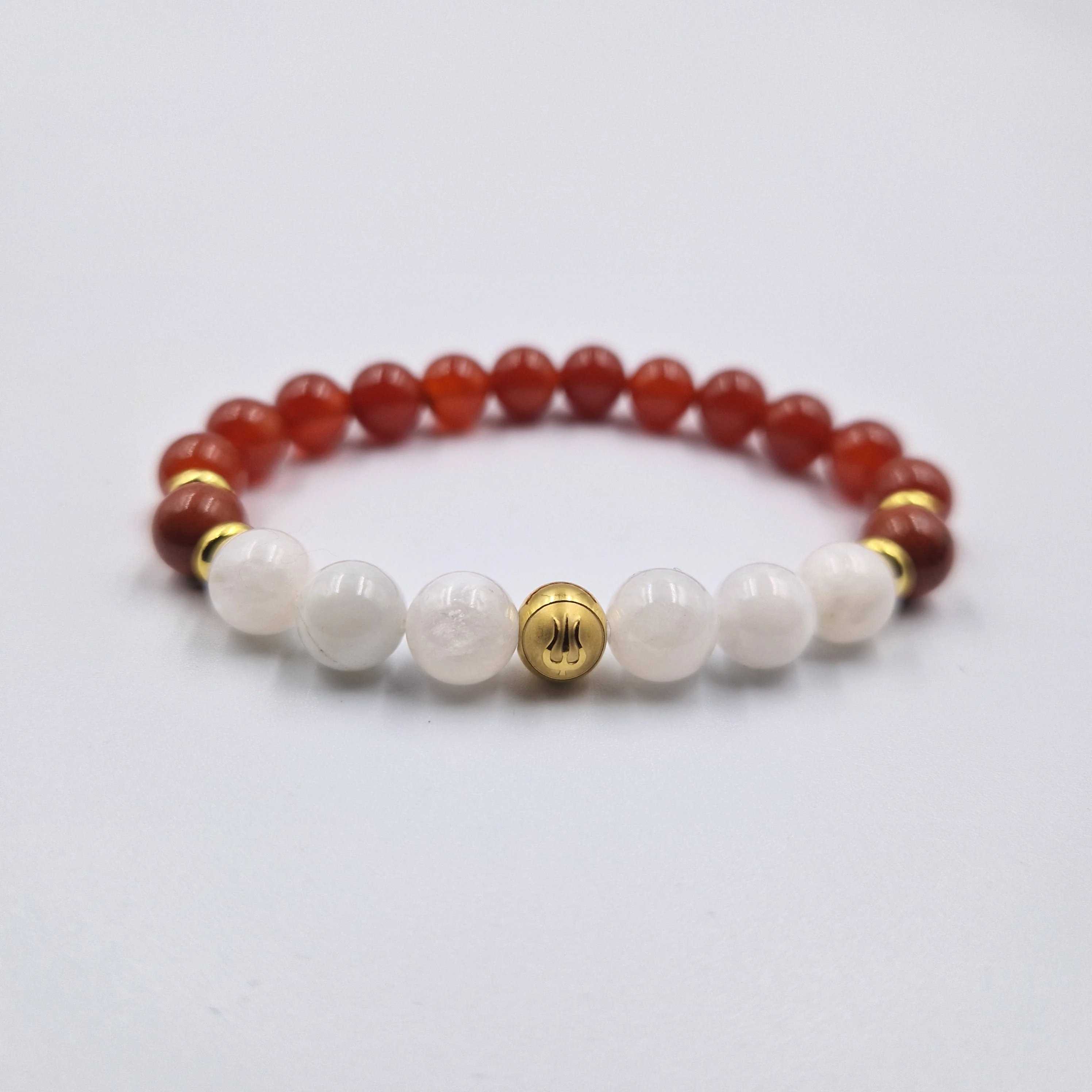Bracelet Cancer Année 2024 en Pierre de lune blanche, Cornaline et Jaspe rouge