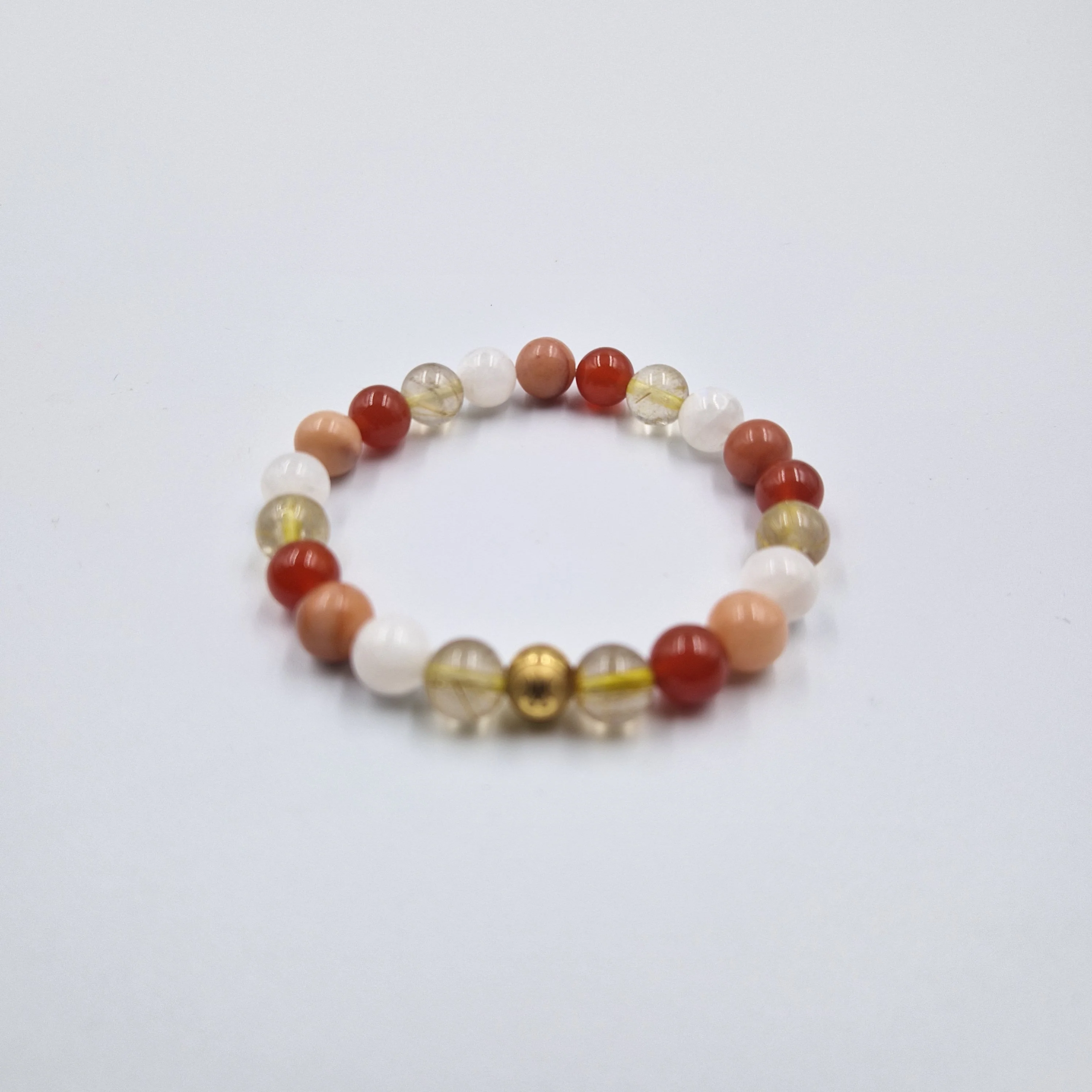 Bracelet CHAKRA SACRE en Cornaline, Bois fossilisé, Quartz rutile doré et Pierre de lune blanche - Image 3