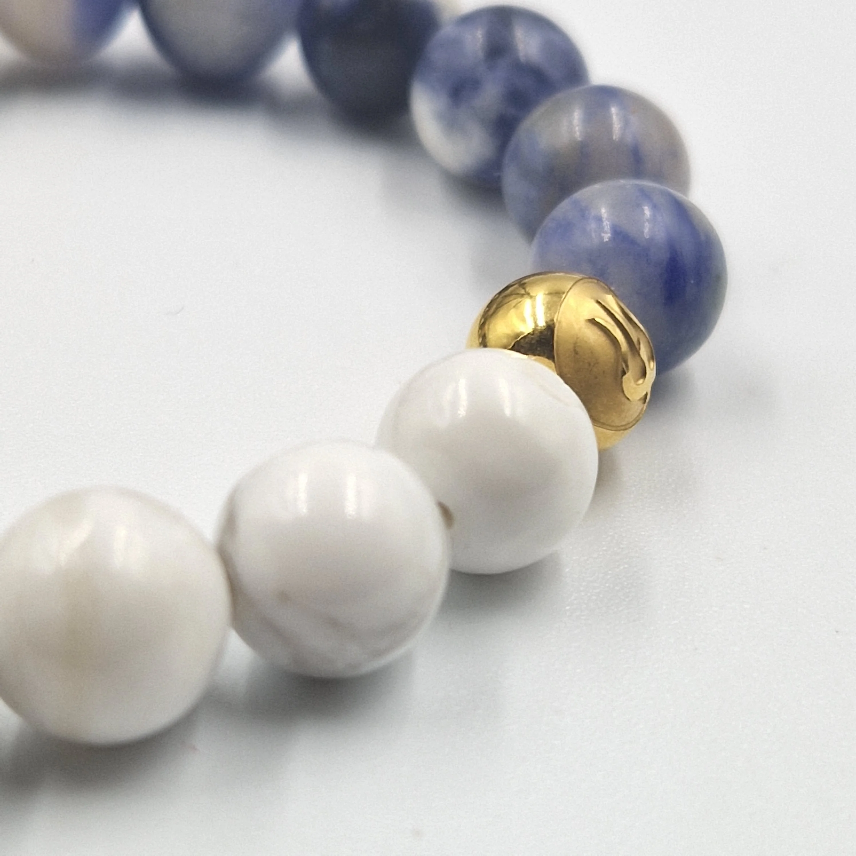 Bracelet en Sodalite et Howlite - Image 2