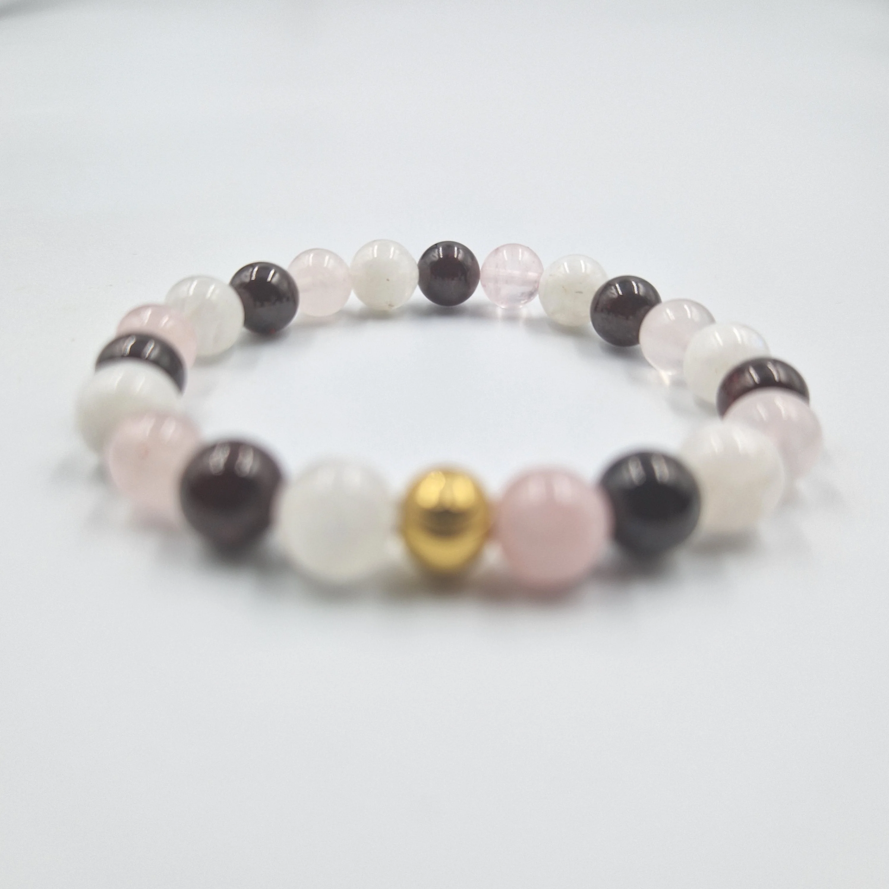 Bracelet INFIDELITE en Pierre de lune blanche, Quartz rose et Grenat - Image 3