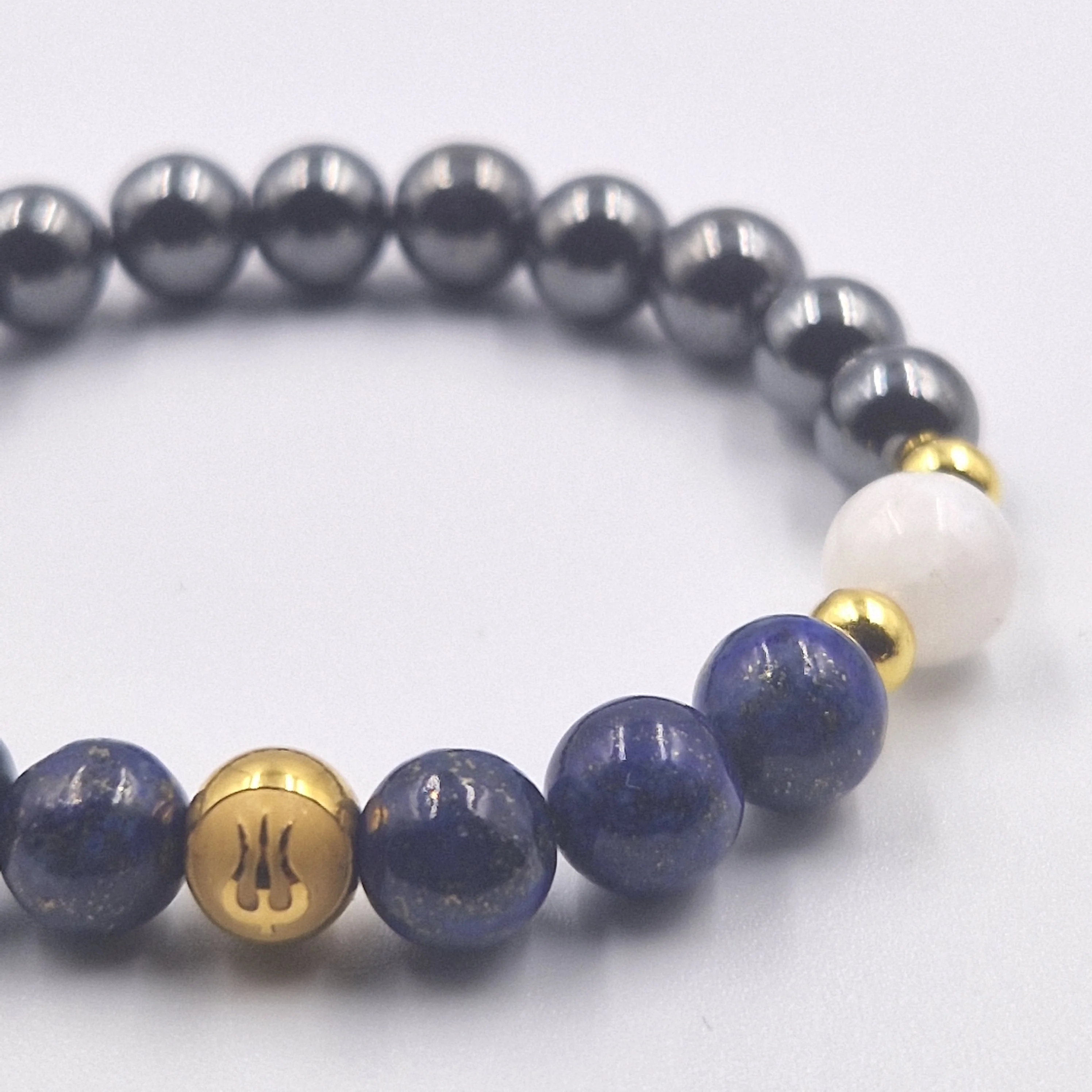 Bracelet Lion en Hématite, Lapis-lazuli et Pierre de lune blanche - Image 2