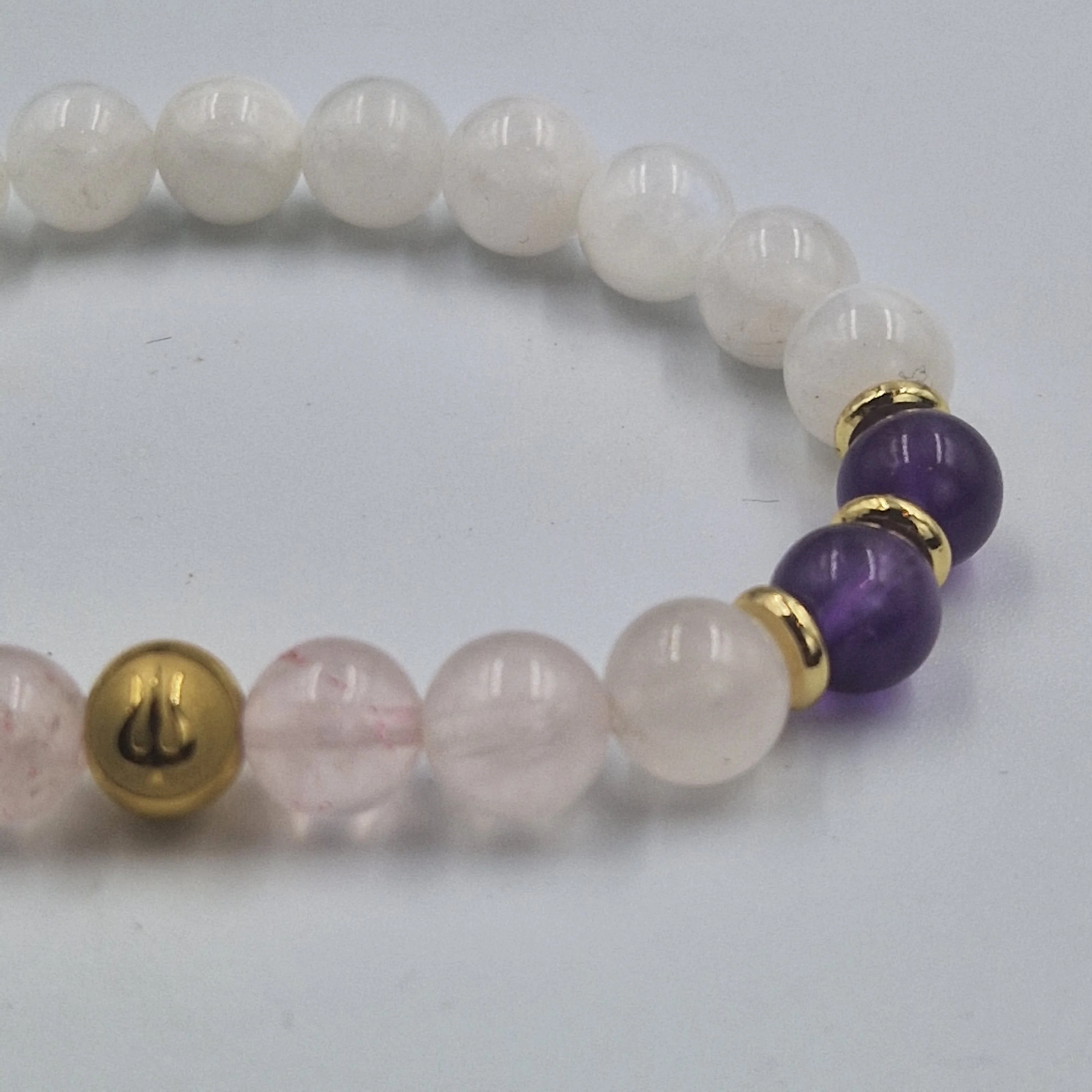 Bracelet Poissons Année 2025 en Quartz rose, Améthyste et Pierre de lune blanche - Image 2