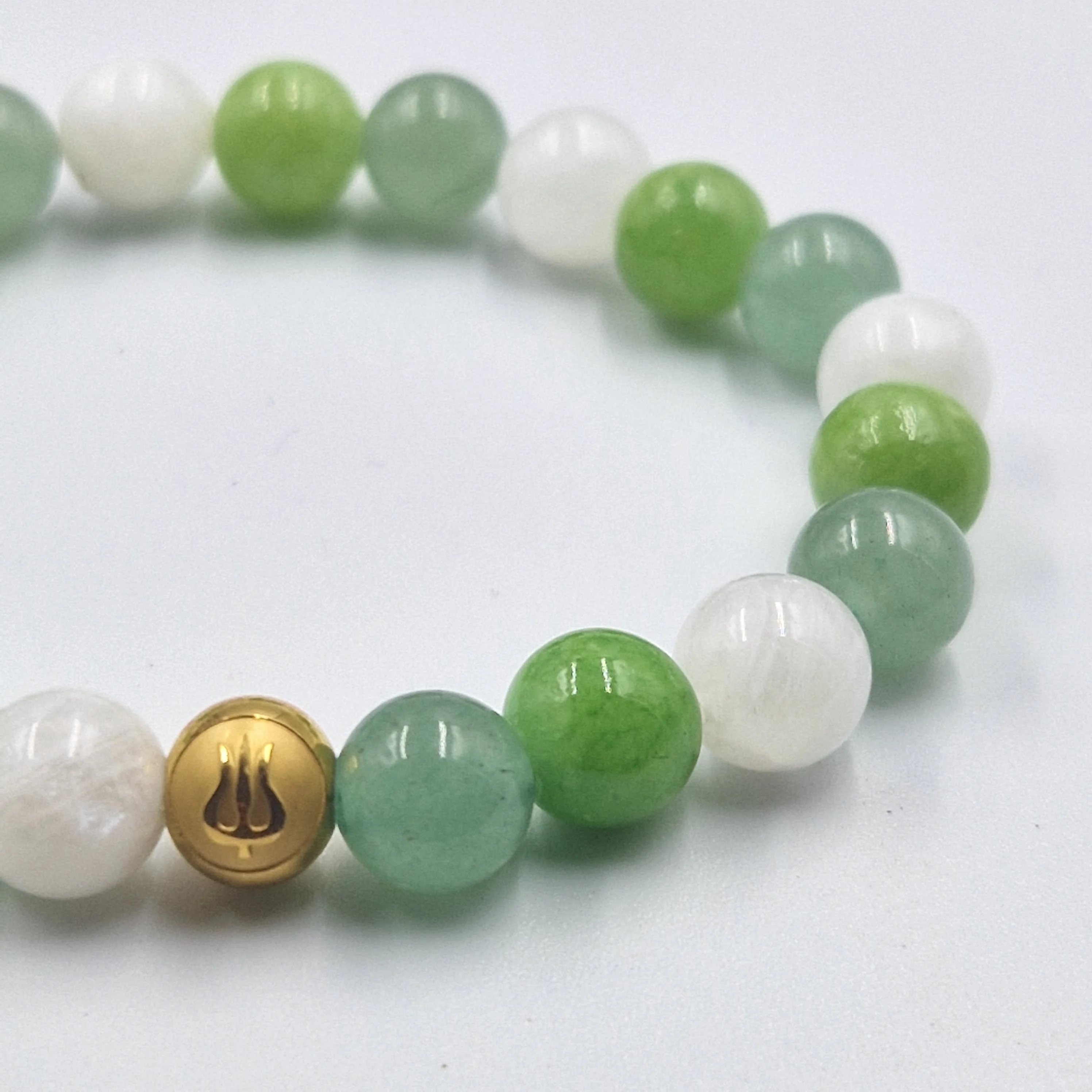 Bracelet RECONFORT en Pierre de lune blanche, Jade vert et Aventurine verte - Image 2