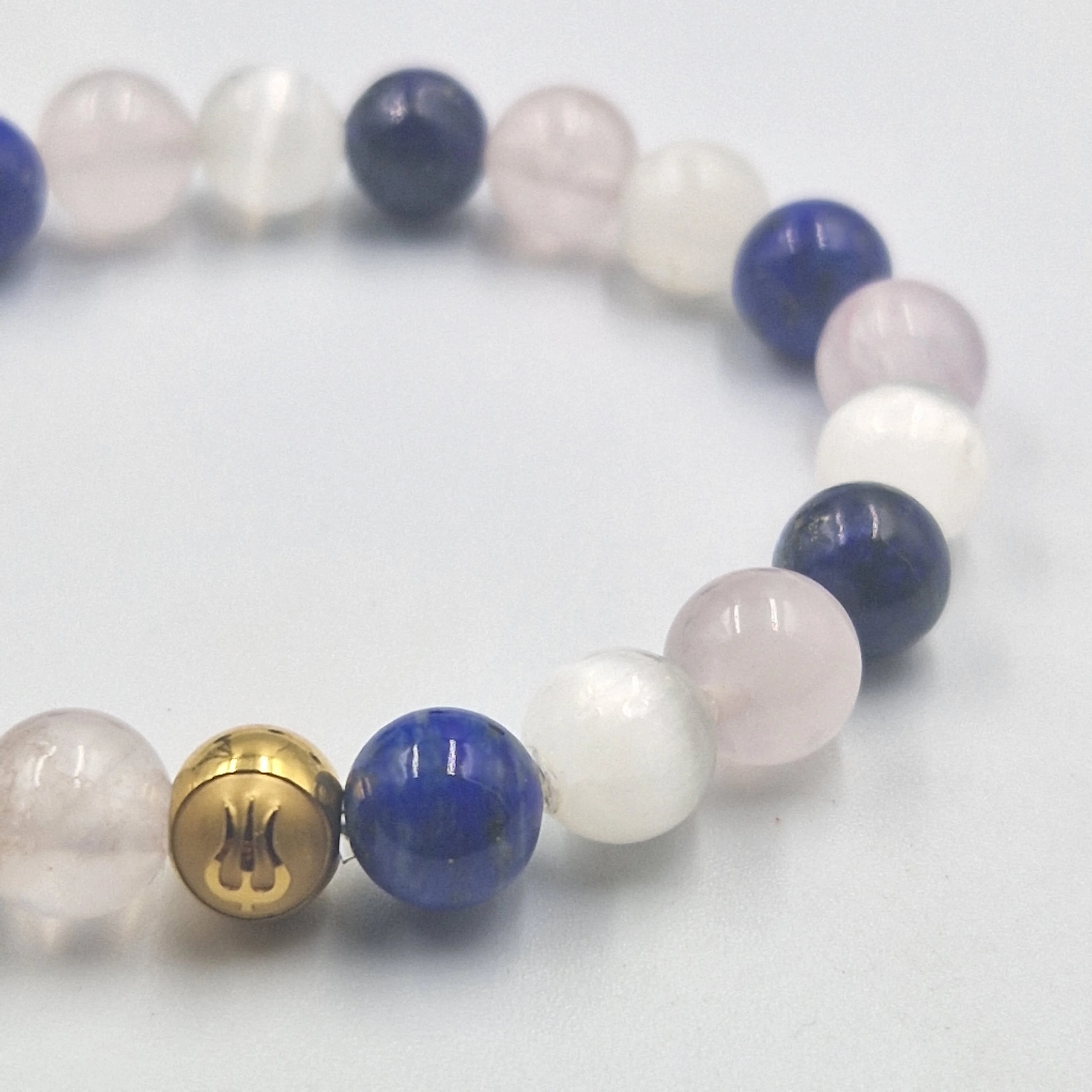 Bracelet TRISTESSE en Lapis-lazuli, Sélénite et Quartz rose - Image 2